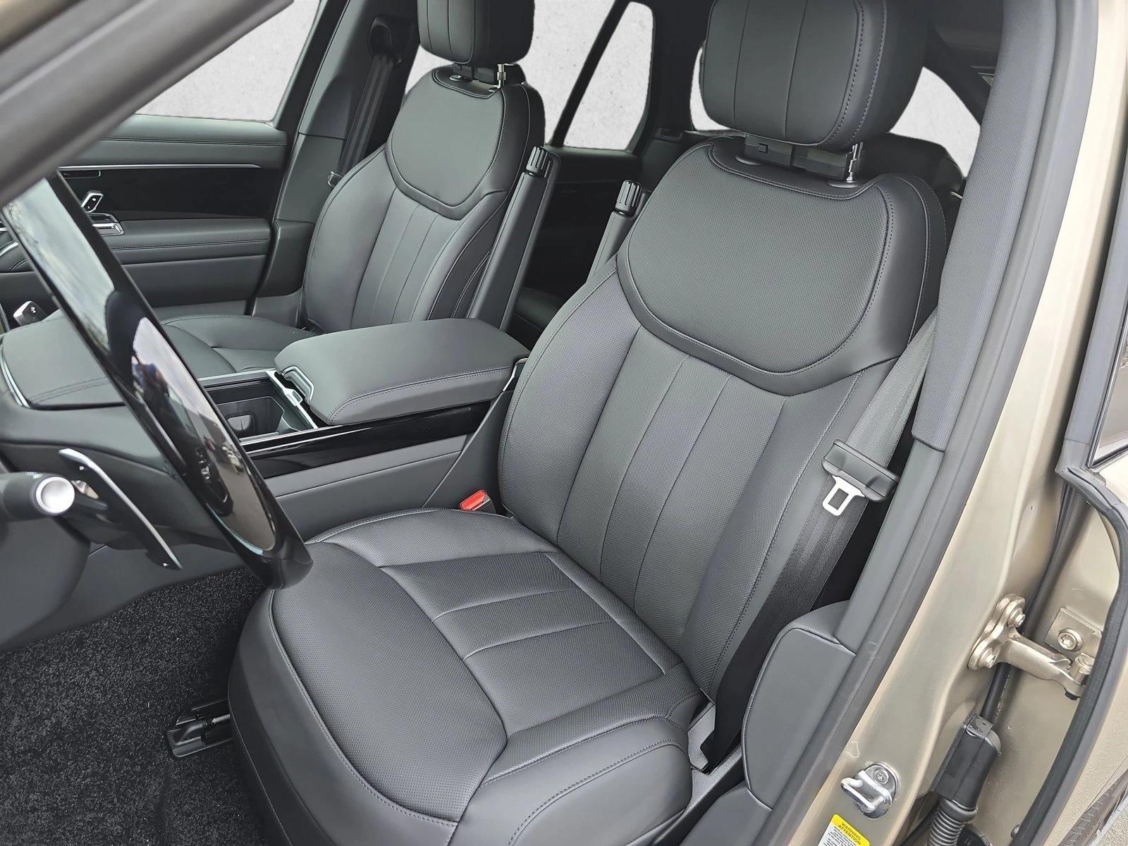 2026 Land Rover Range Rover SE - Photo 15