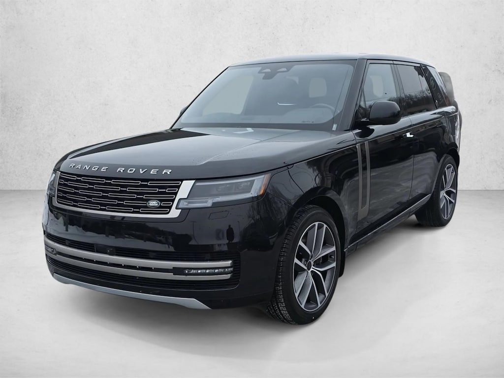 New 2026 Land Rover Range Rover P550e SE SUV