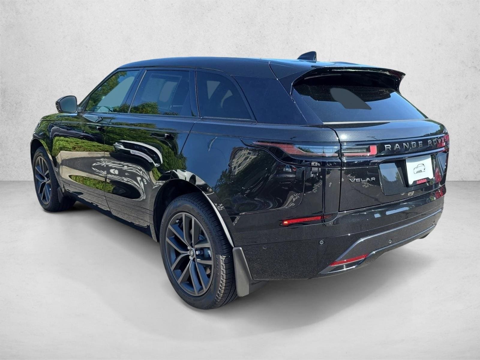 2026 Land Rover Range Rover Velar Belgravia Edition - Photo 7