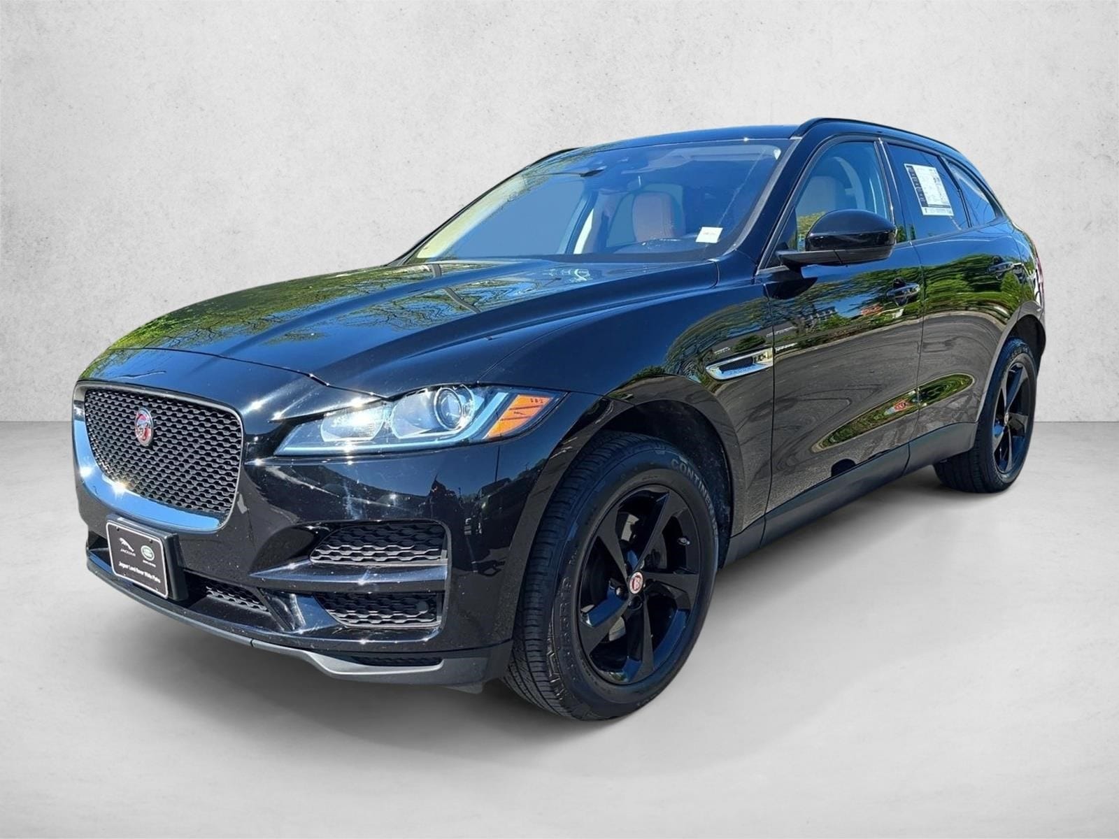 2018 Jaguar F-PACE 30t Premium AWD's photo