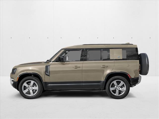 2025 Land Rover Defender 110 S photo 3