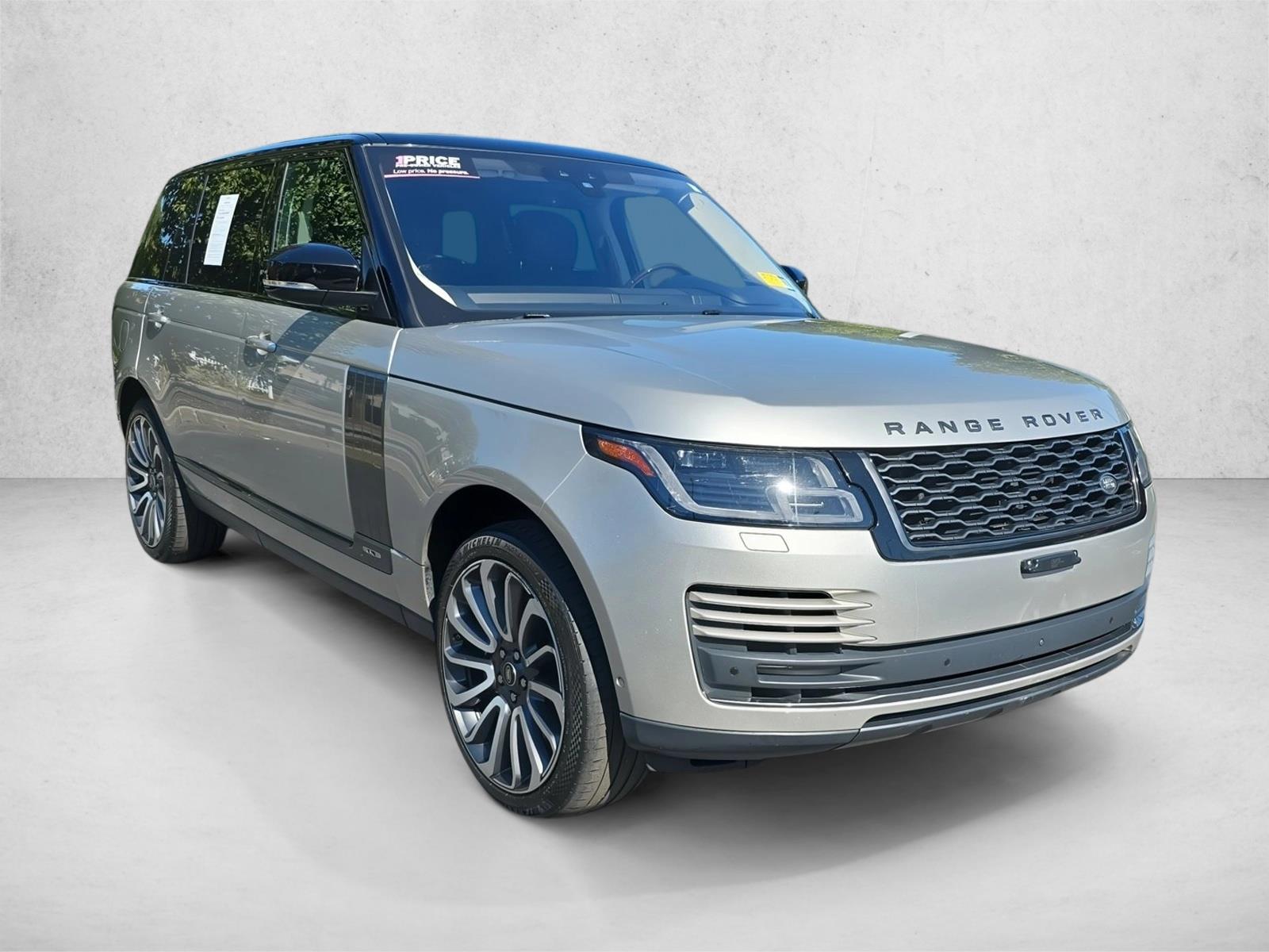 2019 Land Rover Range Rover SuperCharged photo 3