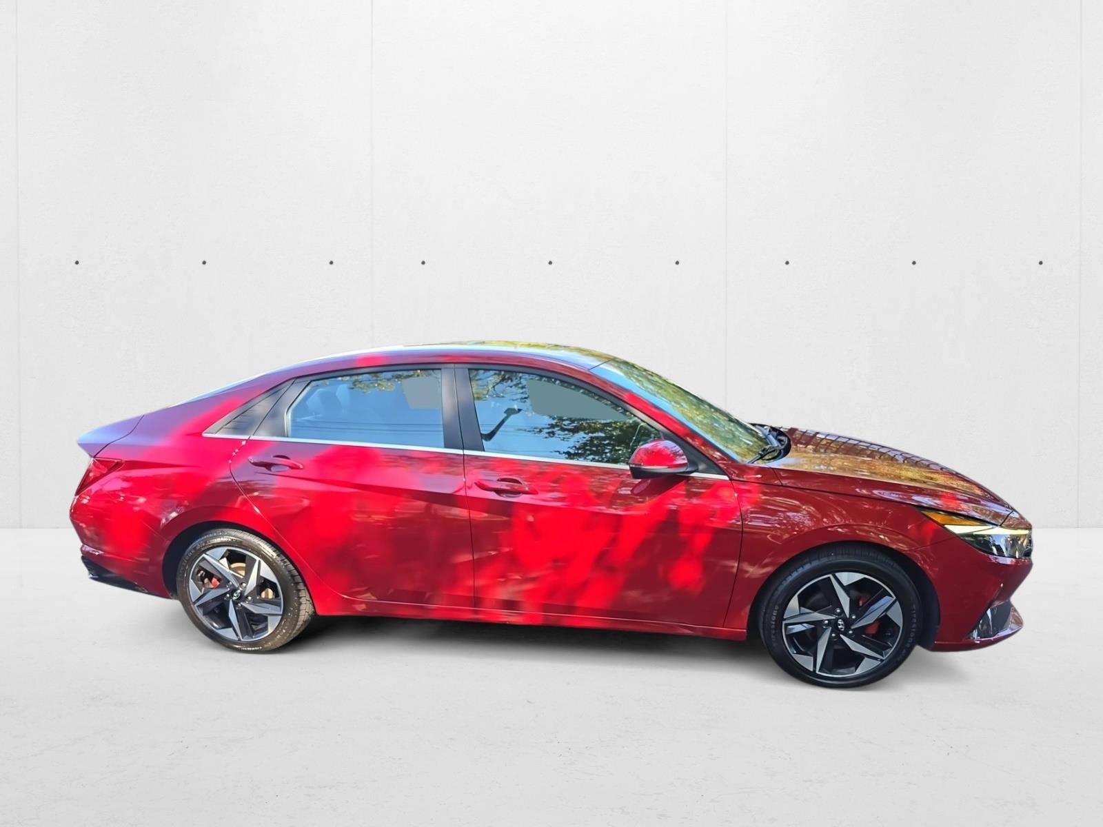 2023 Hyundai Elantra Limited photo 4