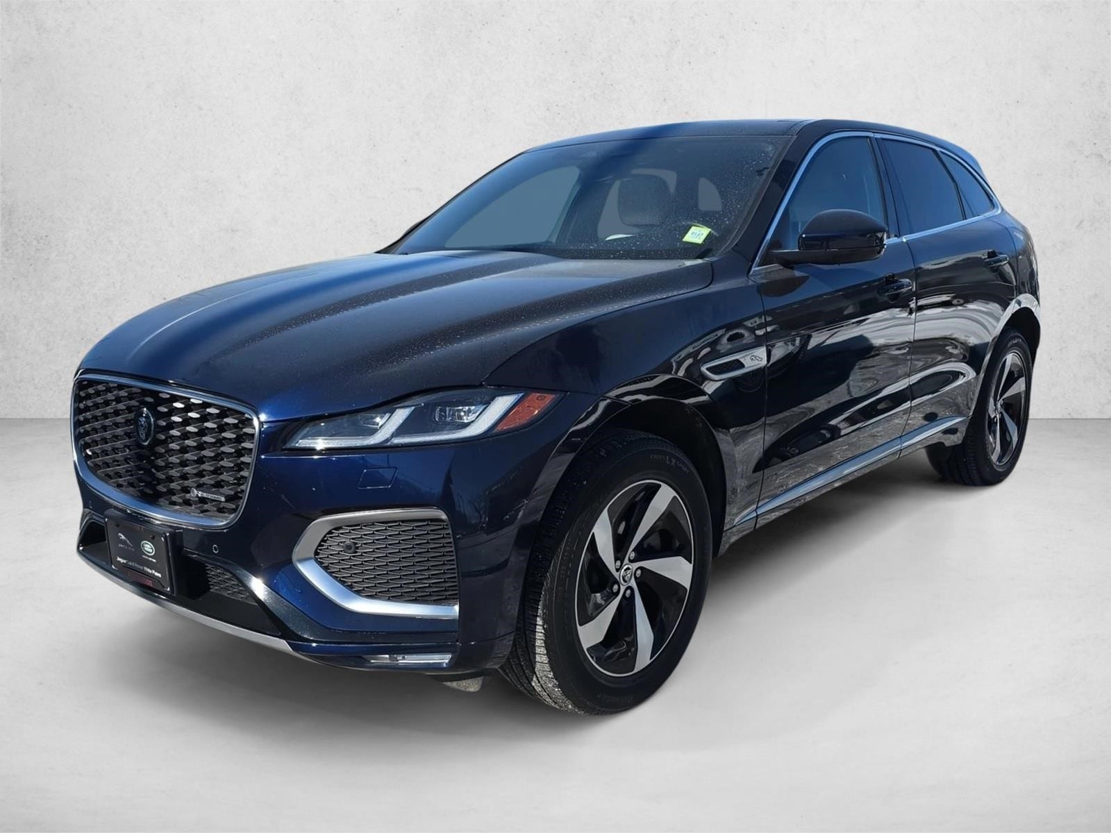 2025 Jaguar F-PACE R-Dynamic S
