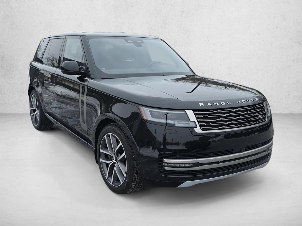 New 2026 Land Rover Range Rover P550e SE SUV