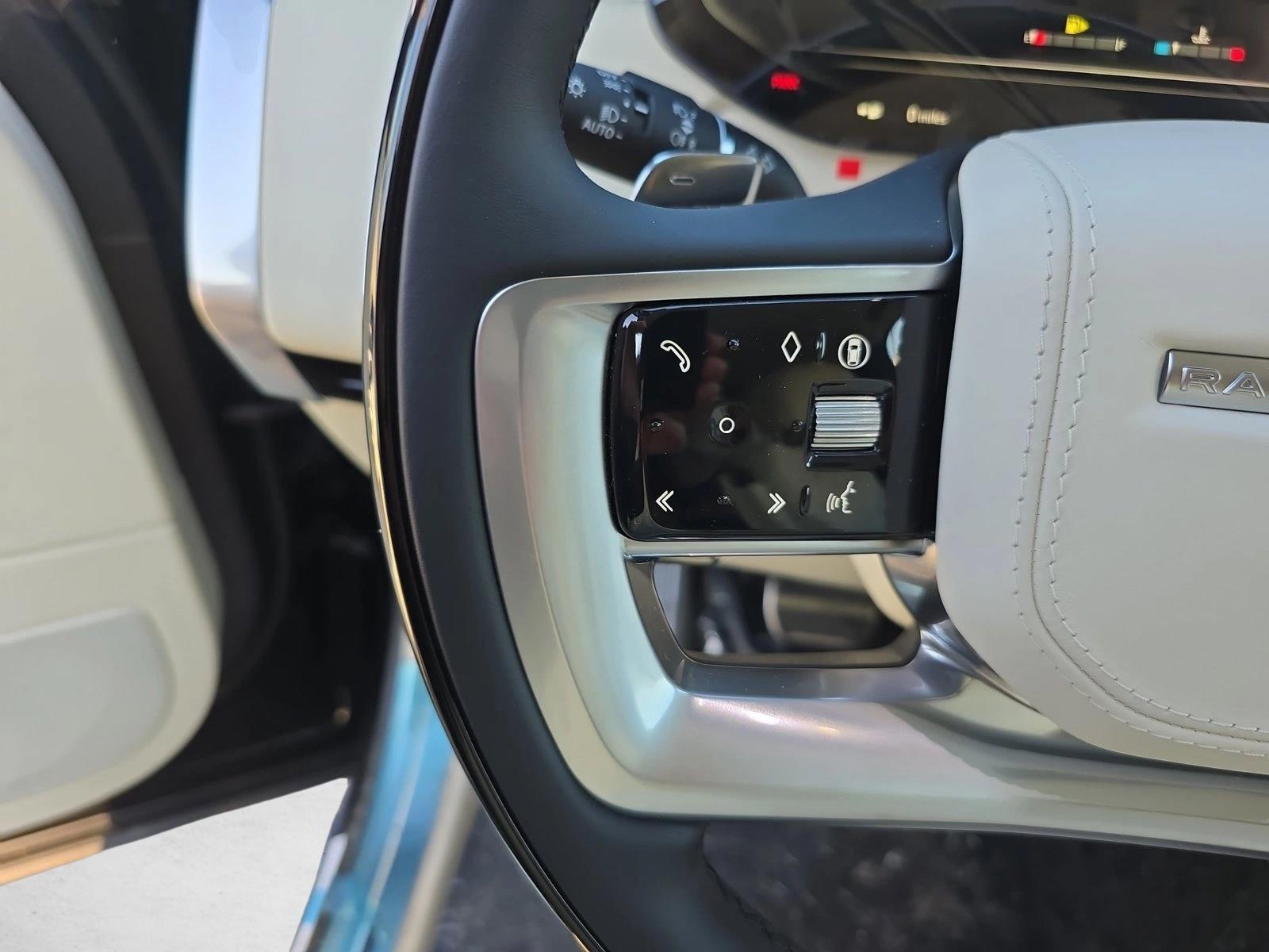 2026 Land Rover Range Rover SE - Photo 17