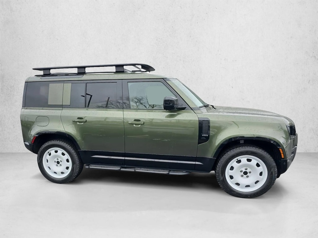 New 2026 Land Rover Defender X-Dynamic SE SUV