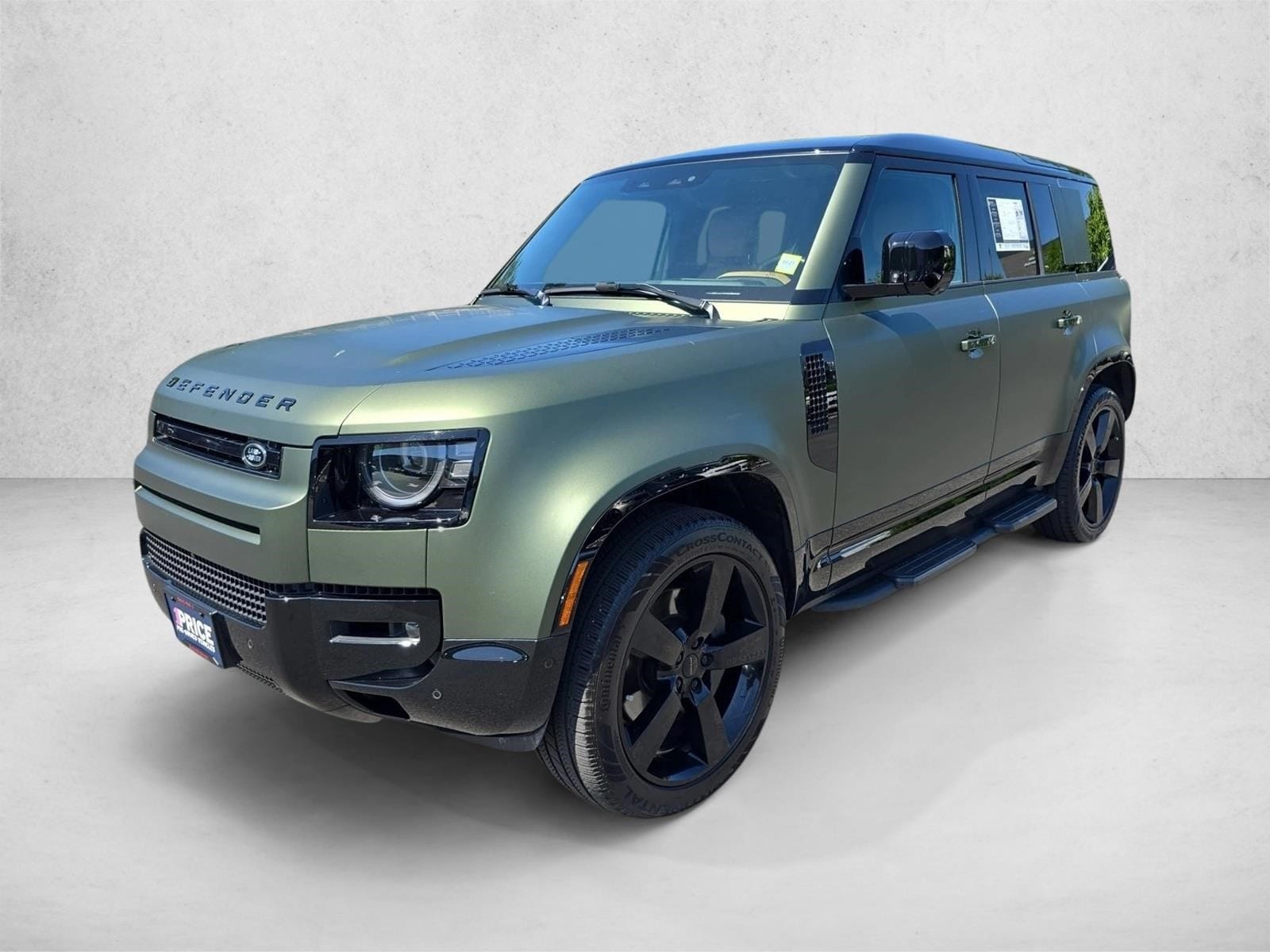 2026 Land Rover Defender 110 X-Dynamic SE P500's photo