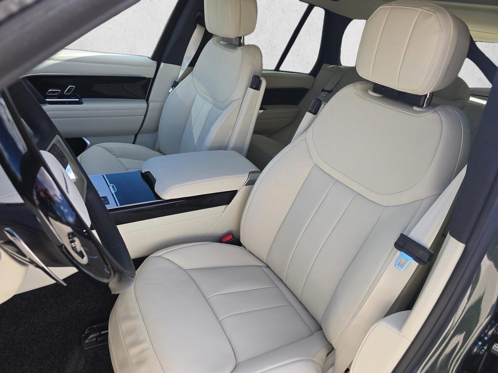2026 Land Rover Range Rover SE - Photo 15