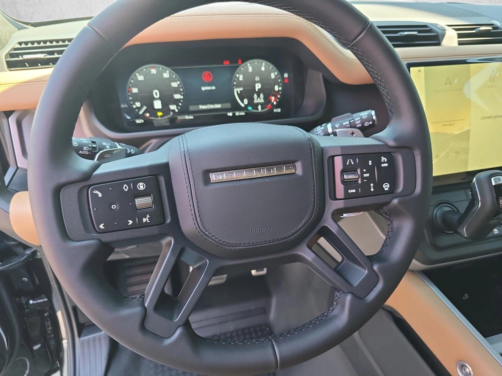 2026 Land Rover Defender V8 - Photo 18