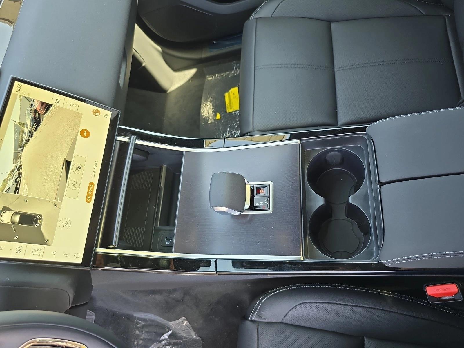 2026 Land Rover Range Rover Velar Belgravia Edition - Photo 23