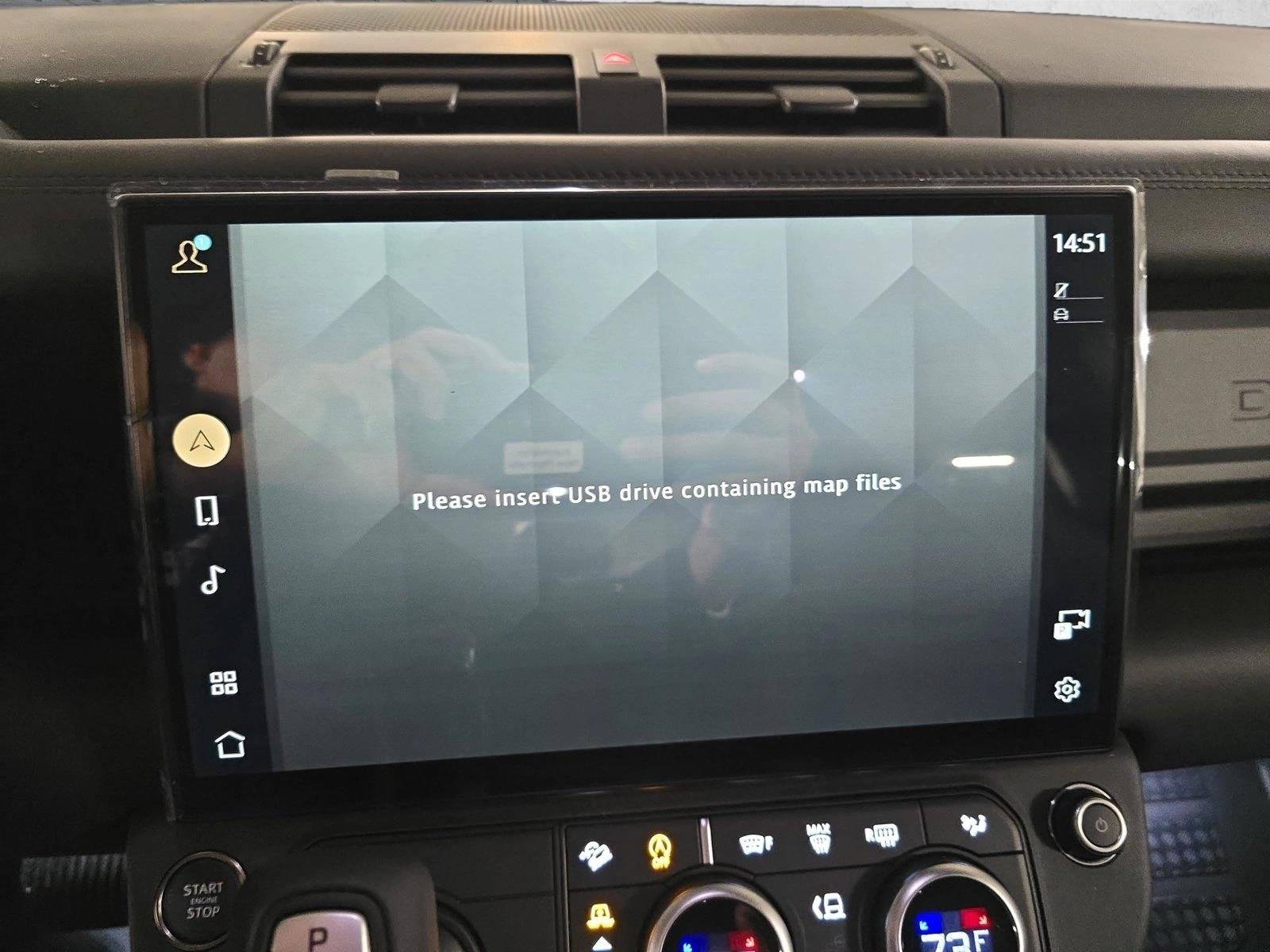 2026 Land Rover Defender X-Dynamic SE - Photo 22