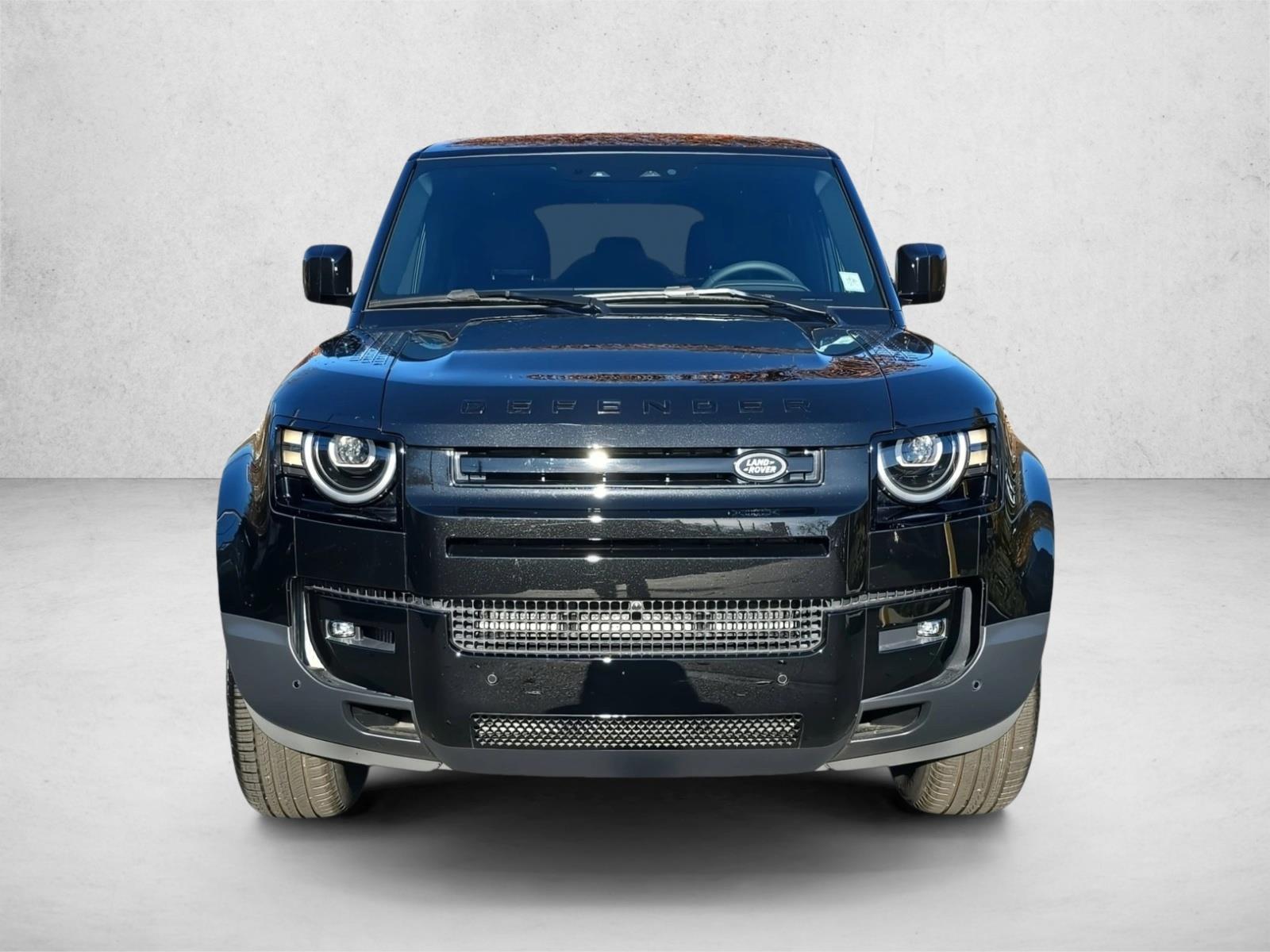 2026 Land Rover Defender S photo 2