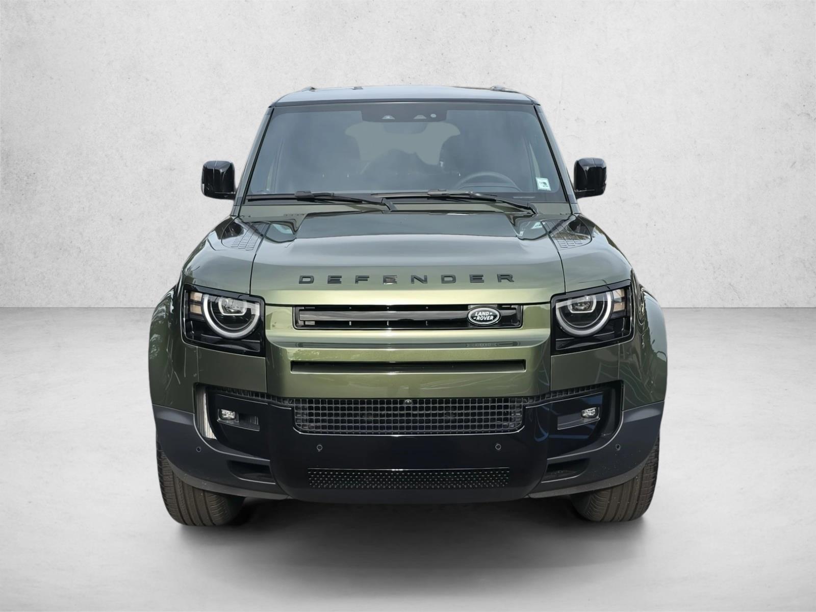 2026 Land Rover Defender 110 S photo 2
