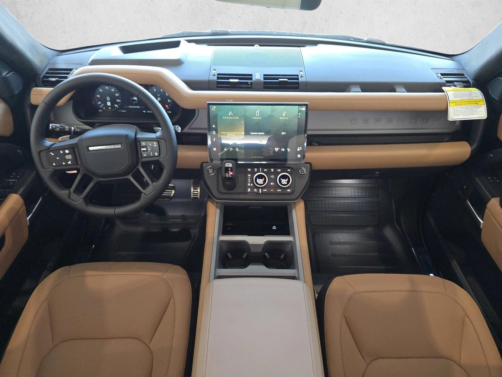2026 Land Rover Defender V8 - Photo 9