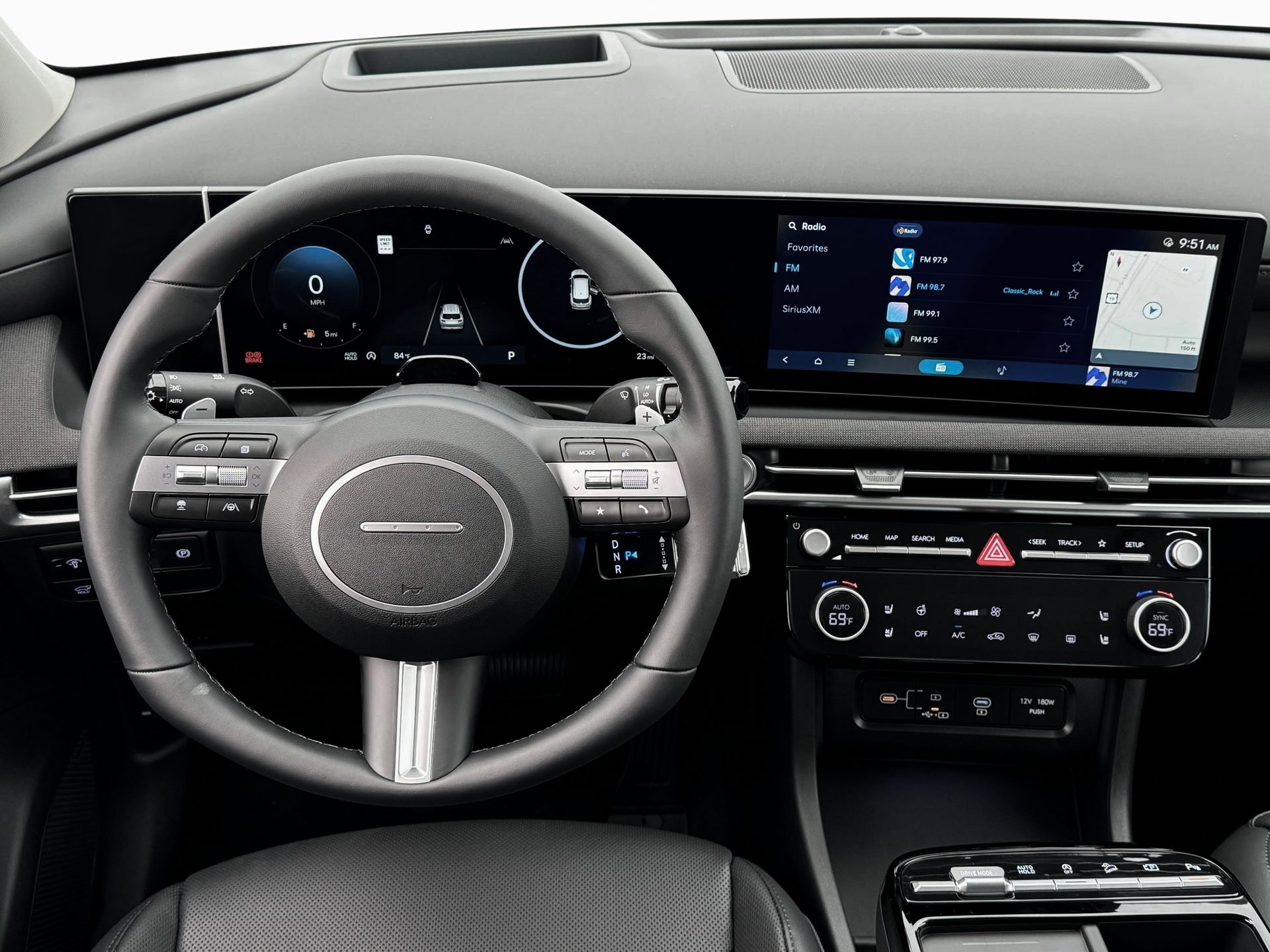 2025 Hyundai Tucson Limited - Photo 17