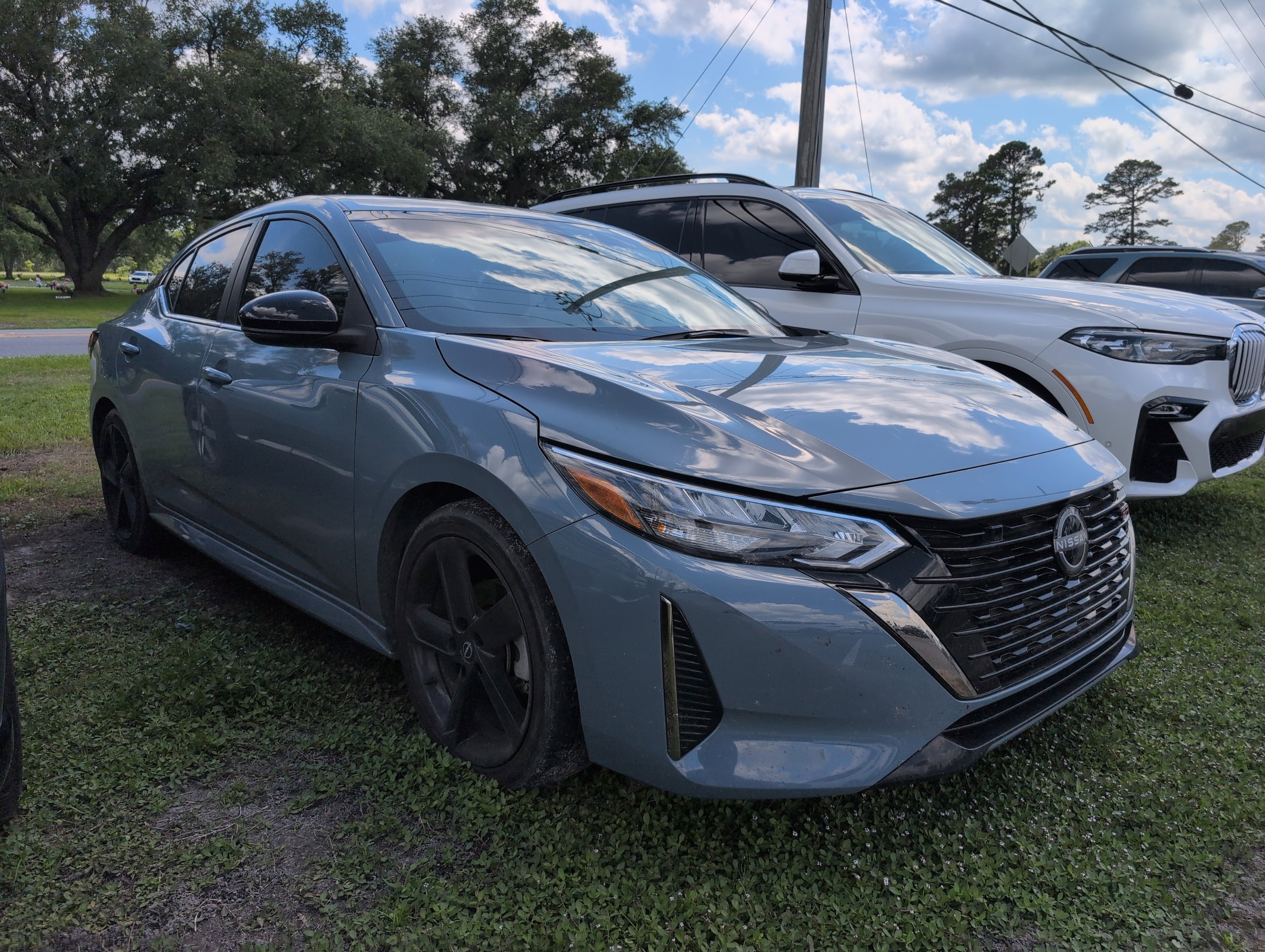 2024 Nissan Sentra SR CVT's photo