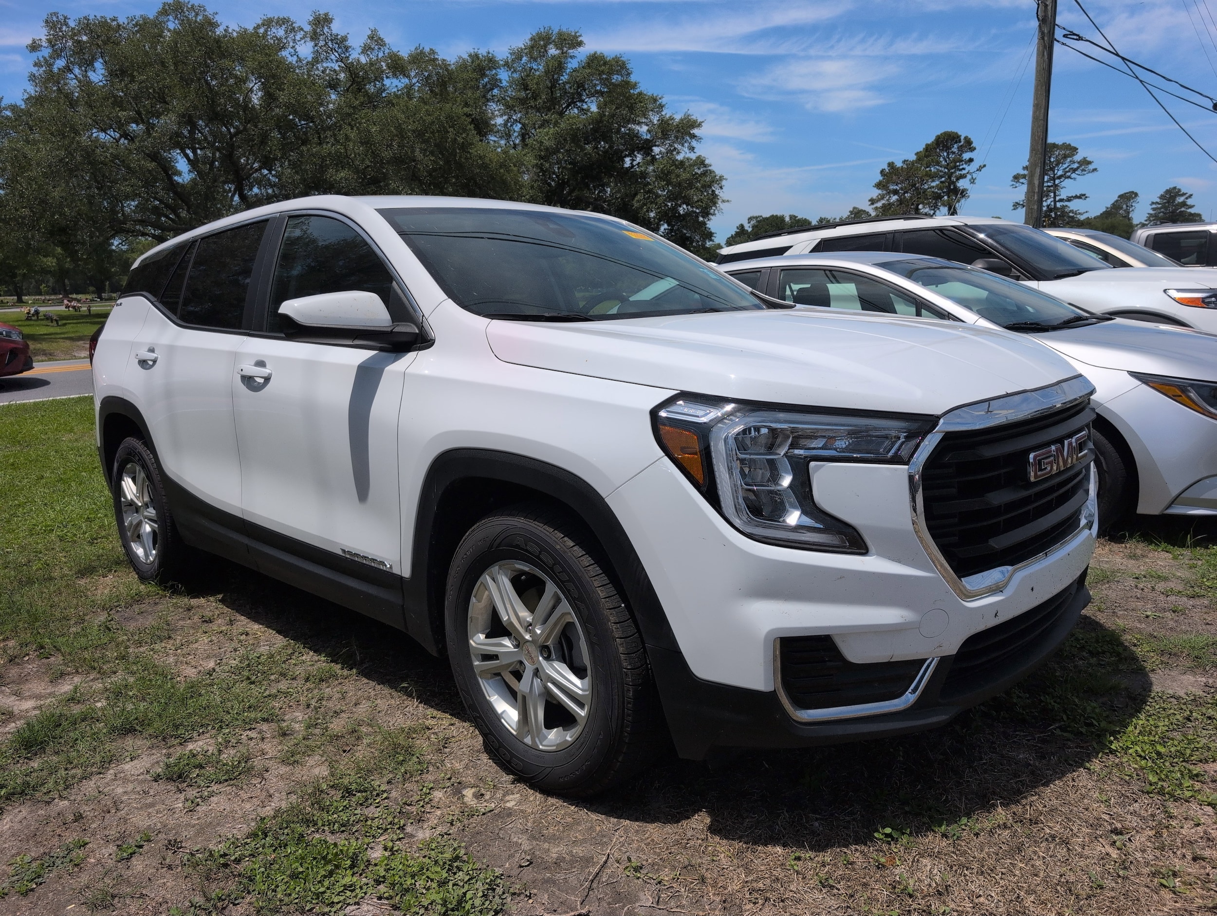 2024 GMC Terrain SLE FWD's photo