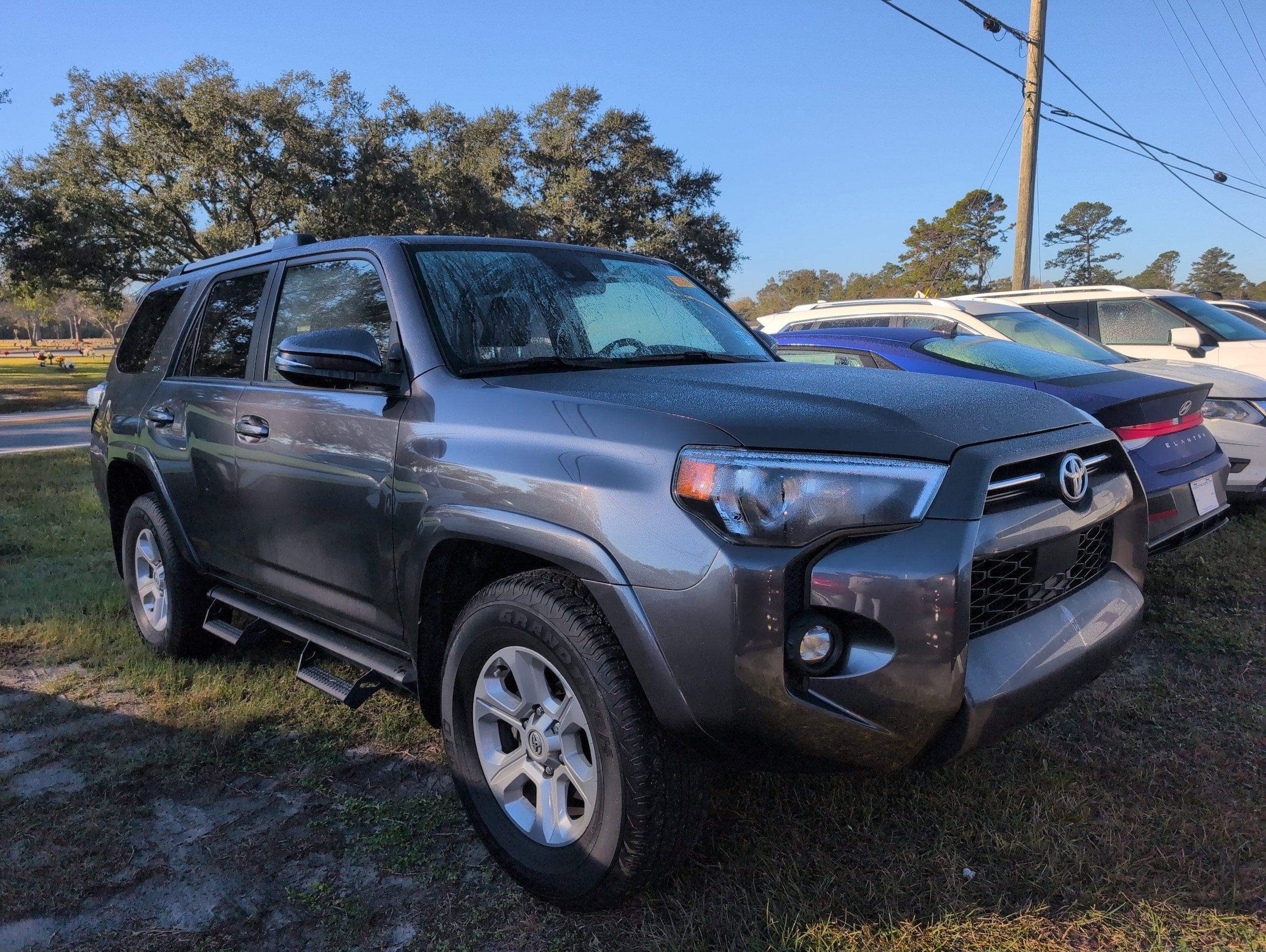 2023 Toyota 4Runner SR5 Premium's photo