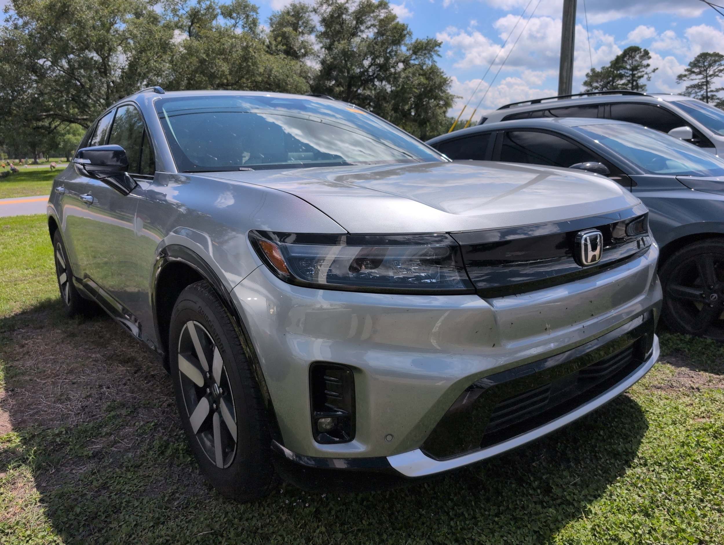 2024 Honda Prologue Touring AWD's photo