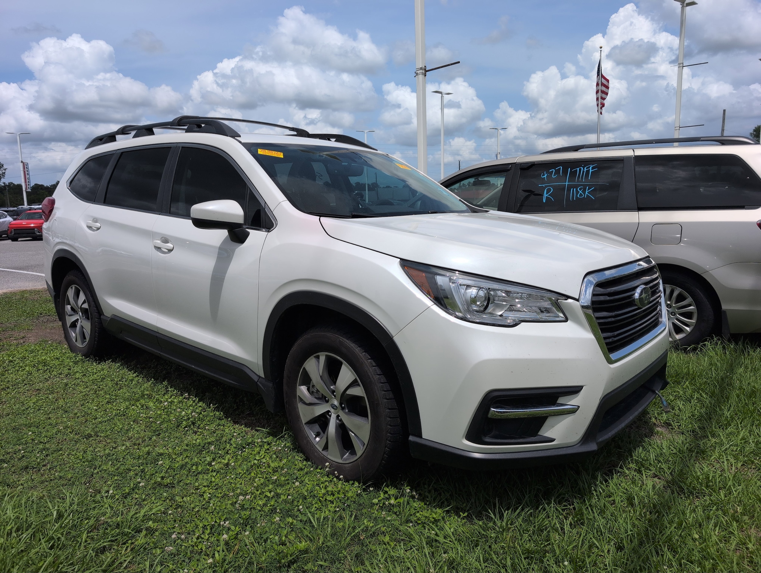 2021 Subaru Ascent Premium 7 Passenger's photo