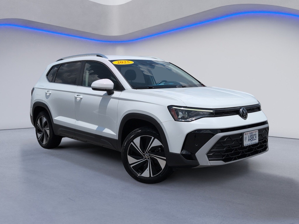 Used 2025 Volkswagen Taos 1.5T SE SUV
