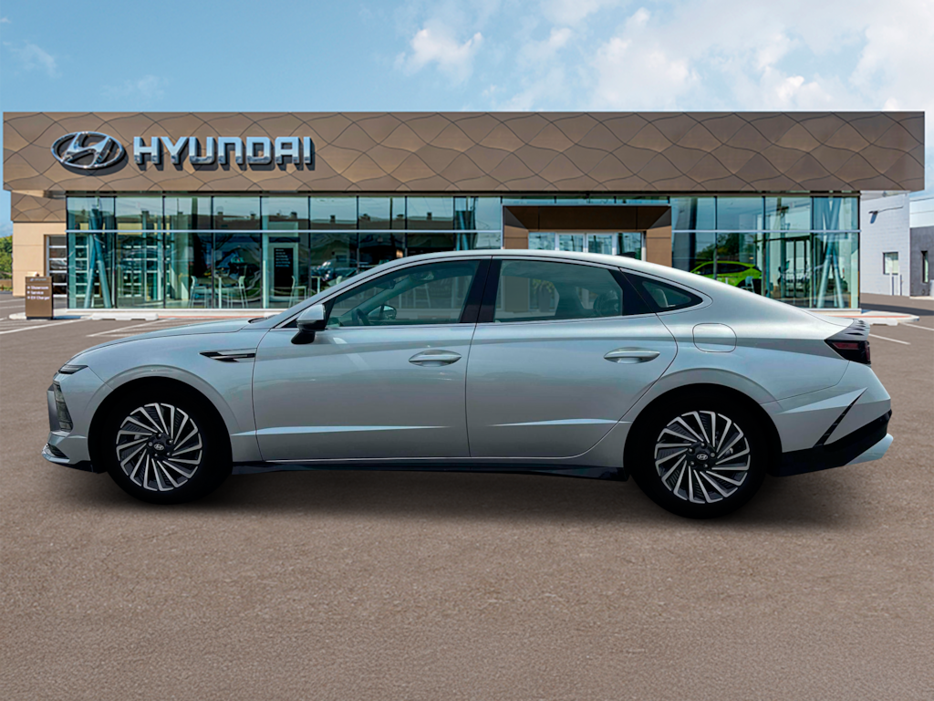 New 2025 Hyundai Sonata Hybrid SEL Sedan