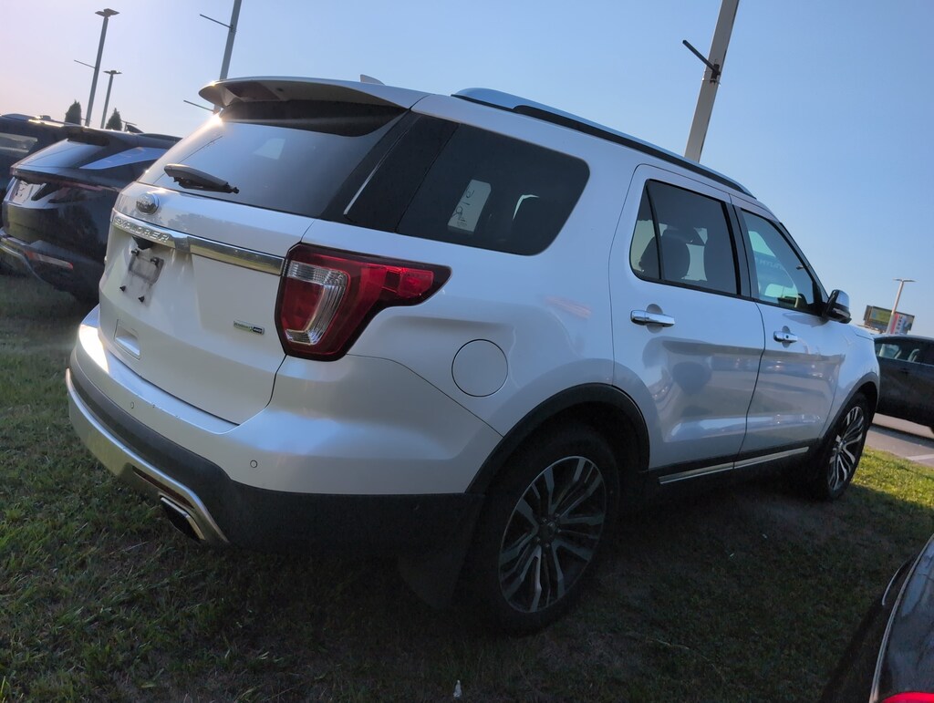 Used 2017 Ford Explorer Platinum SUV