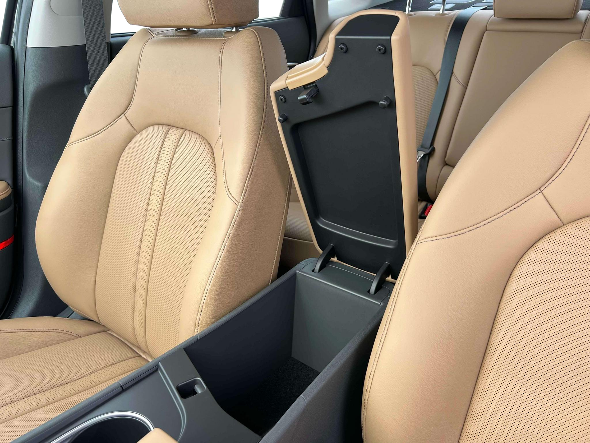 2025 Hyundai Sonata Hybrid Limited - Photo 18