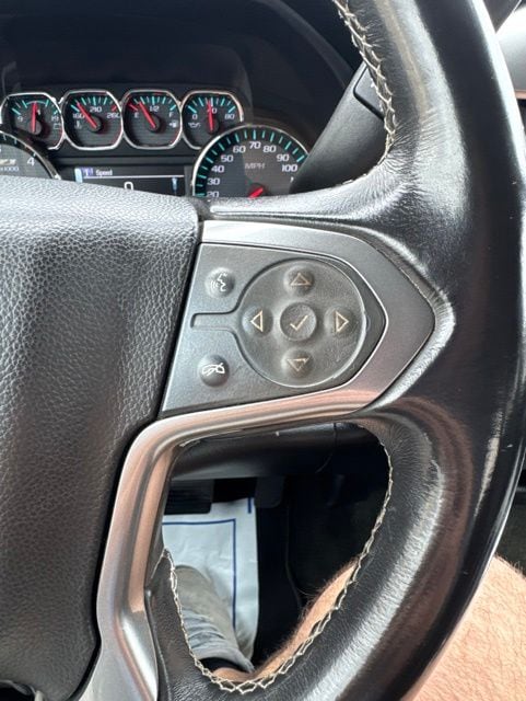 2017 Chevrolet Silverado 1500 LT Z71 - Photo 18
