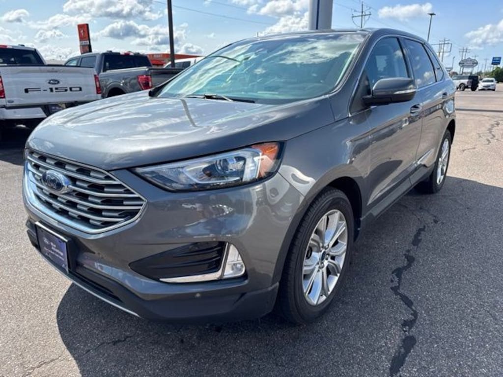 Certified 2022 Ford Edge Titanium SUV