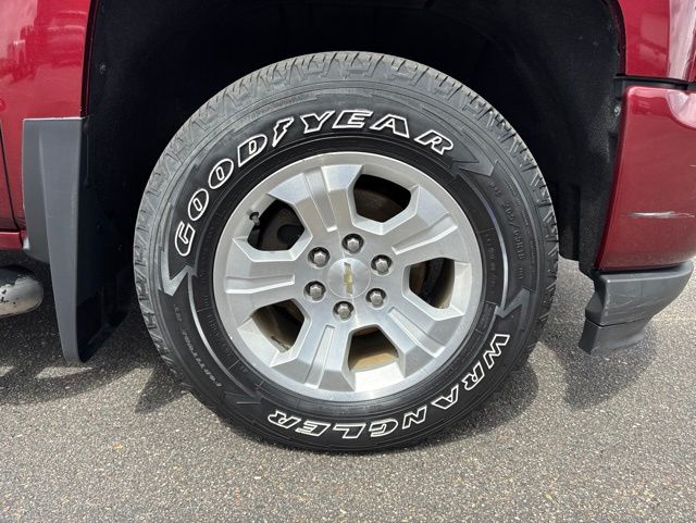 2017 Chevrolet Silverado 1500 LT Z71 - Photo 10