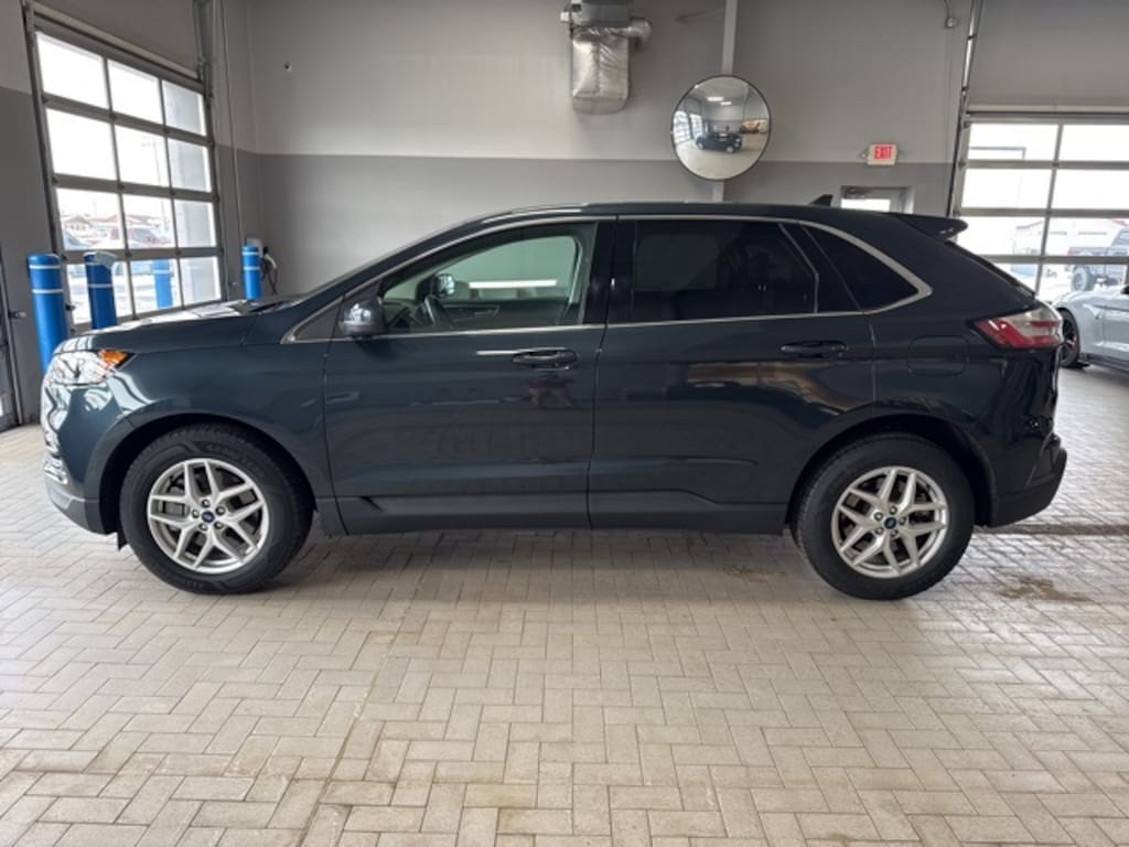 Used 2022 Ford Edge SEL SUV
