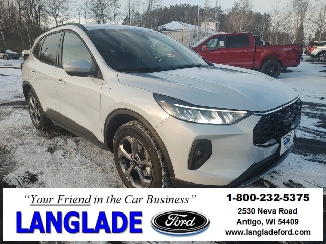 2026 Ford Escape ST-Line Select's photo