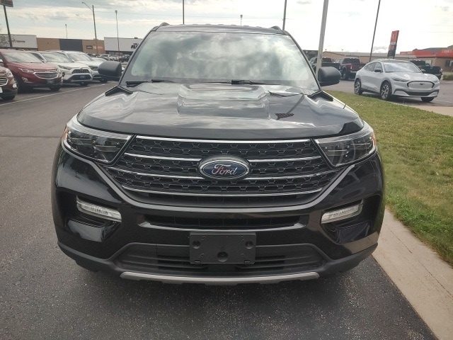 Certified 2022 Ford Explorer XLT with VIN 1FMSK8DH6NGA84899 for sale in Antigo, WI