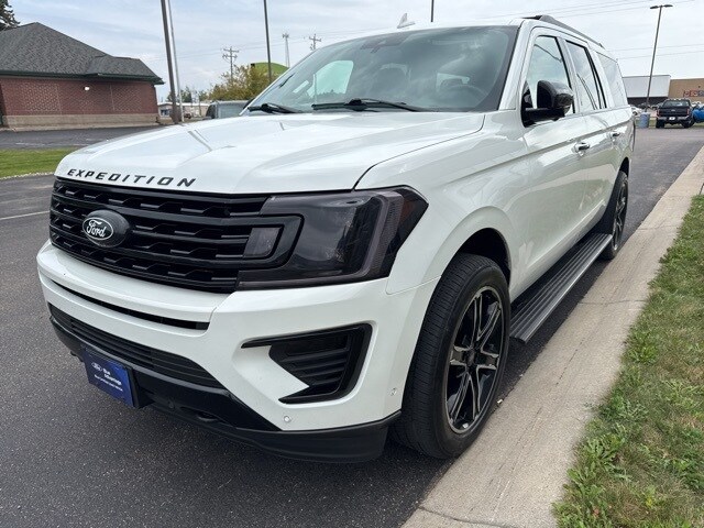 2021 Ford Expedition MAX Limited photo 3
