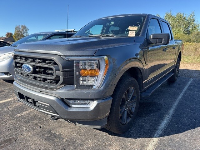 2023 Ford F-150 XLT photo 3