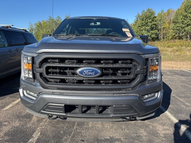 2023 Ford F-150 XLT photo 2
