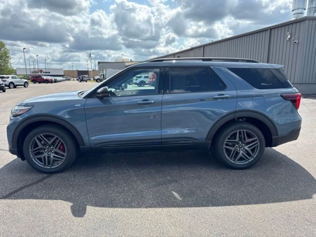 New 2026 Ford Explorer ST-Line SUV