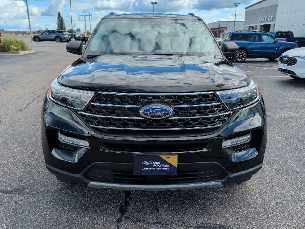 Used 2024 Ford Explorer XLT SUV