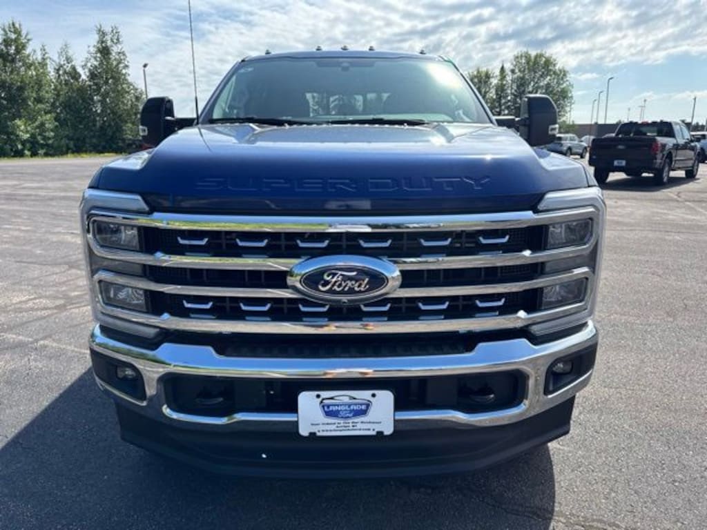 New 2026 Ford Super Duty F-350® Lariat® TRUCK