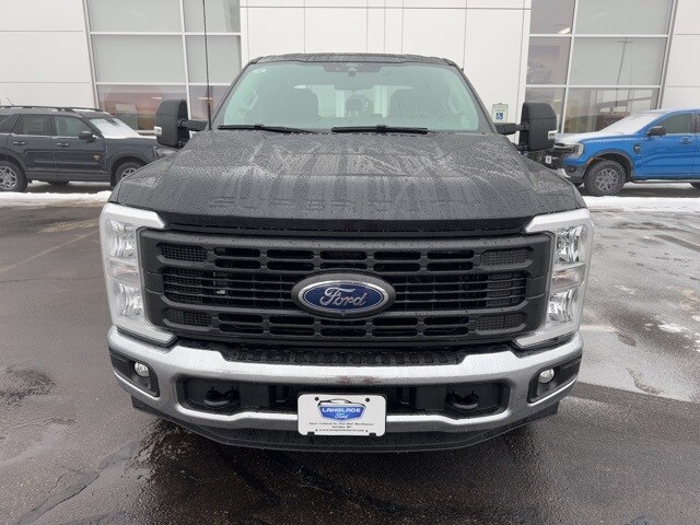 2024 Ford F-350 photo 2