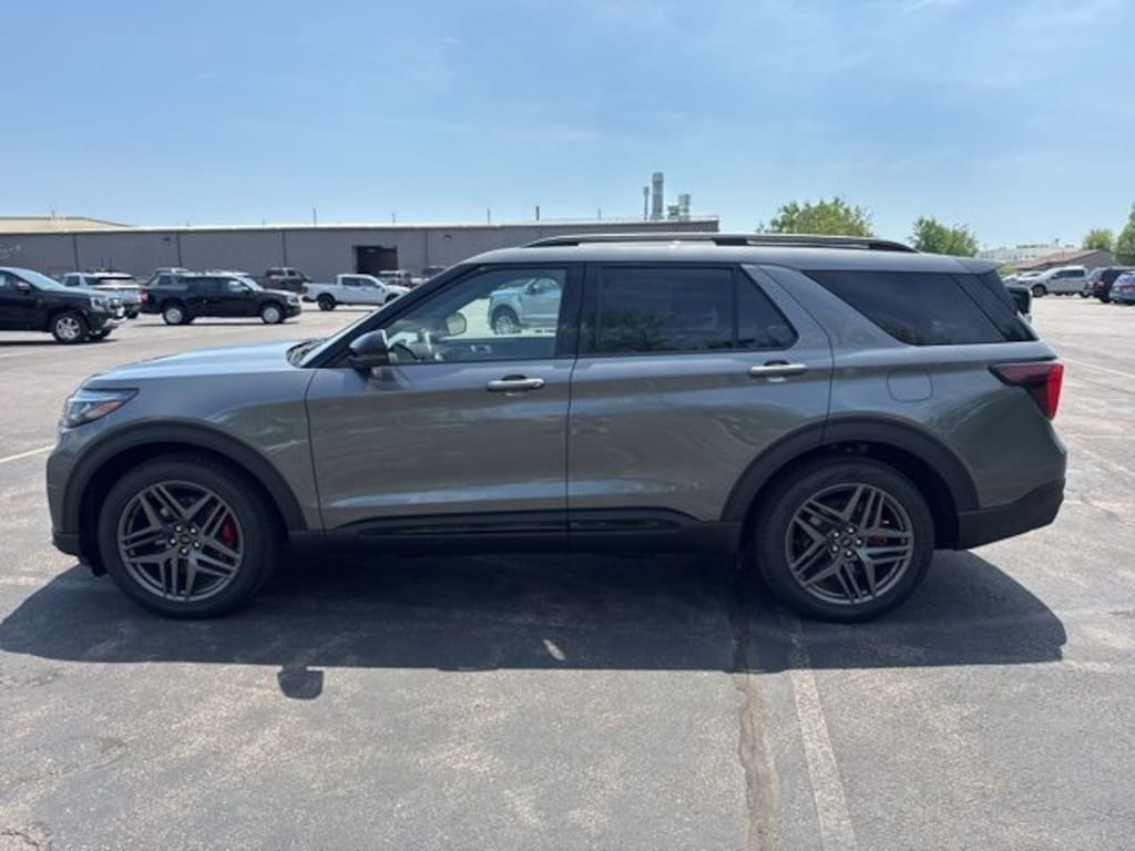 New 2026 Ford Explorer ST SUV