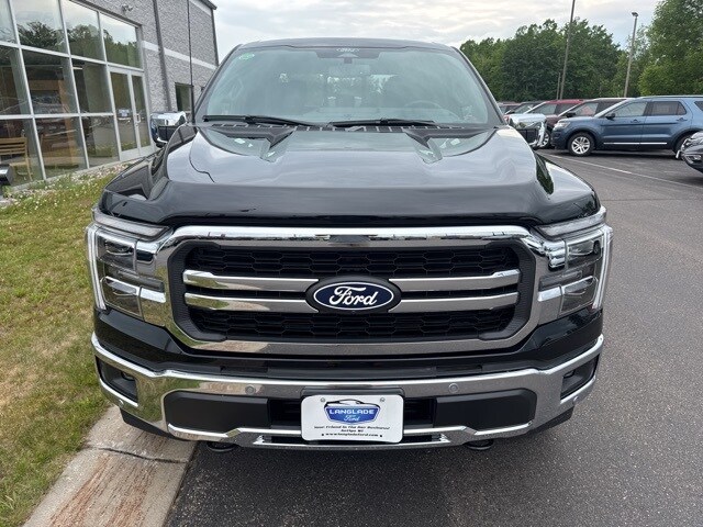 2025 Ford F-150 Lariat photo 2