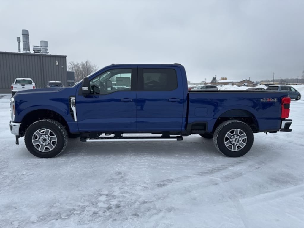 New 2026 Ford Super Duty F-350 Lariat TRUCK