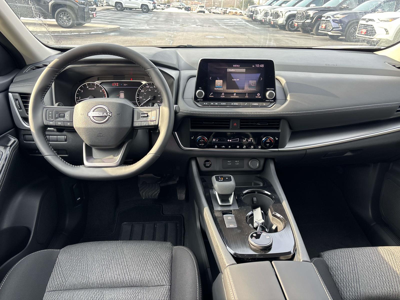 2026 Nissan Rogue SV - Photo 9