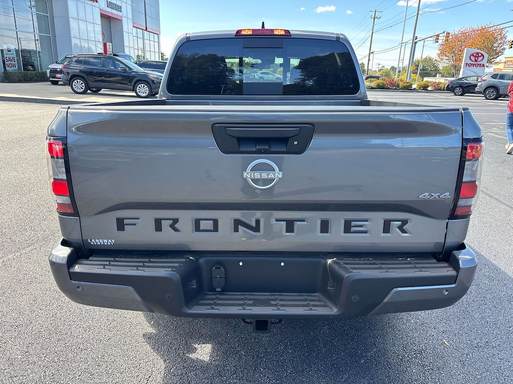 New 2026 Nissan Frontier SV Truck Crew Cab