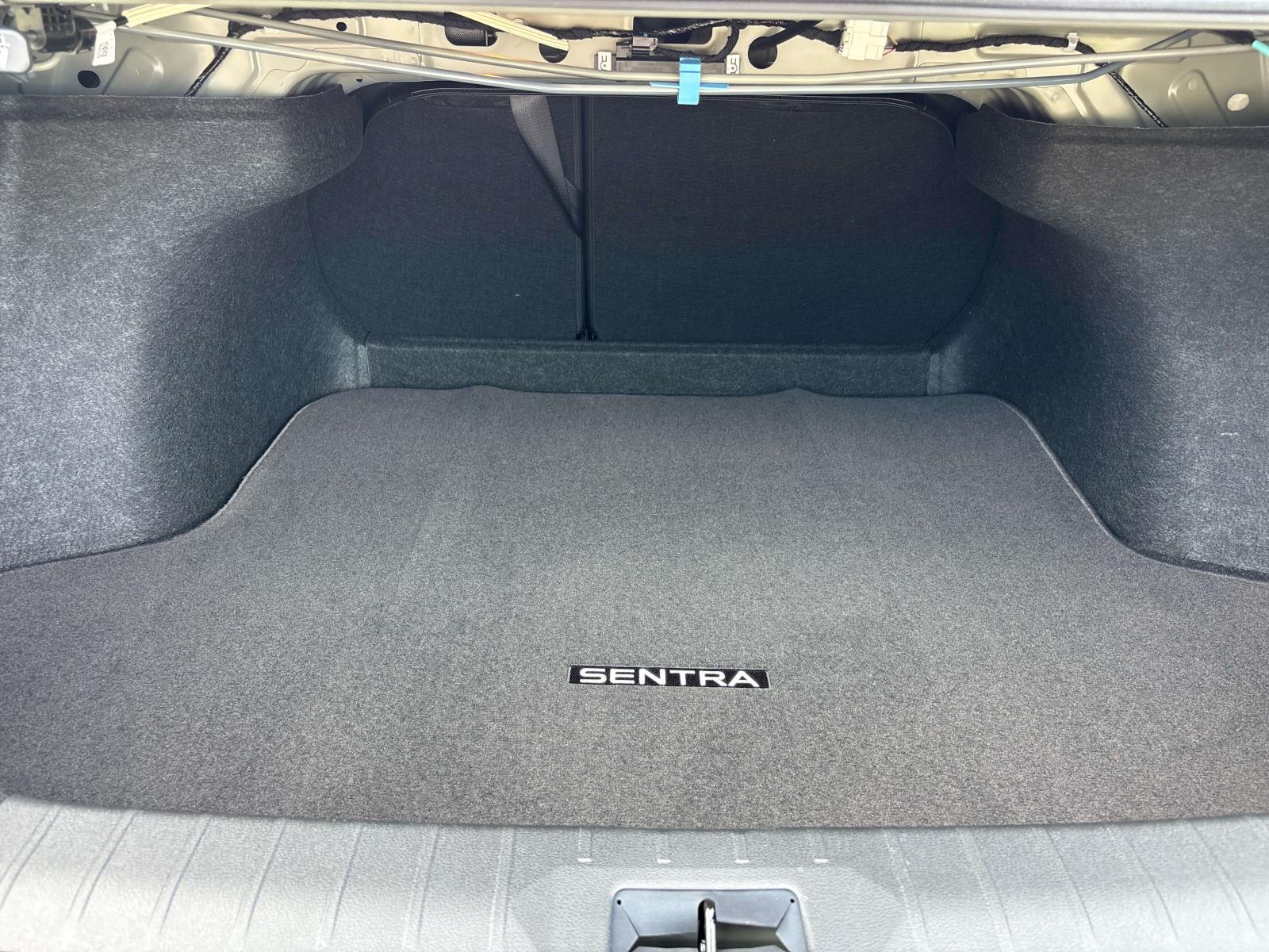 2027 Nissan Sentra SV - Photo 8