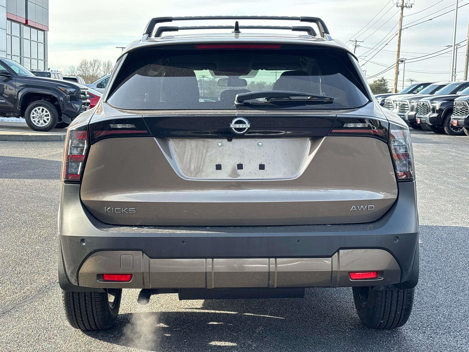 2026 Nissan KICKS SV AWD - Photo 3