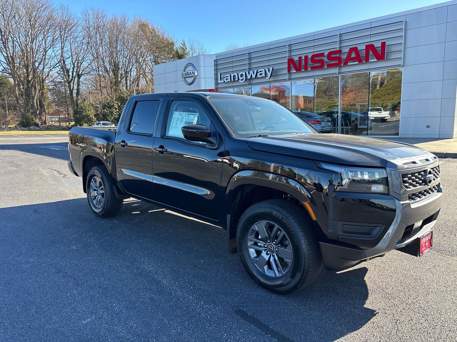 2026 Nissan Frontier SV's photo